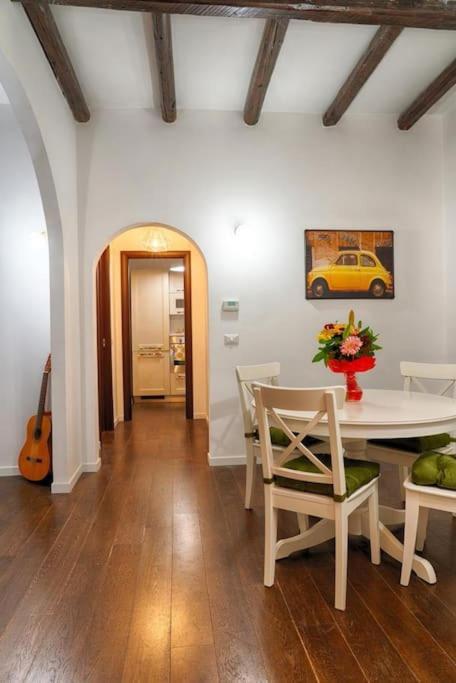 Accogliente Intero Appartamento โรม ภายนอก รูปภาพ